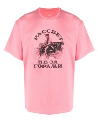 T-shirt girocollo stampata rosa di Gosha Rubchinskiy