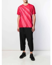 T-shirt girocollo stampata rossa di Issey Miyake