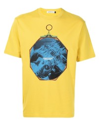 T-shirt girocollo stampata senape di UNDERCOVE