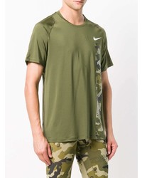 T-shirt girocollo stampata verde oliva di Nike