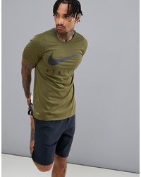 T-shirt girocollo stampata verde oliva di Nike Training