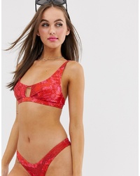 Top bikini effetto tie-dye rosso di Luxe Palm