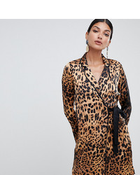 Vestito a portafoglio leopardato marrone chiaro di Missguided Tall