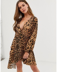 Vestito a trapezio leopardato marrone chiaro di In The Style
